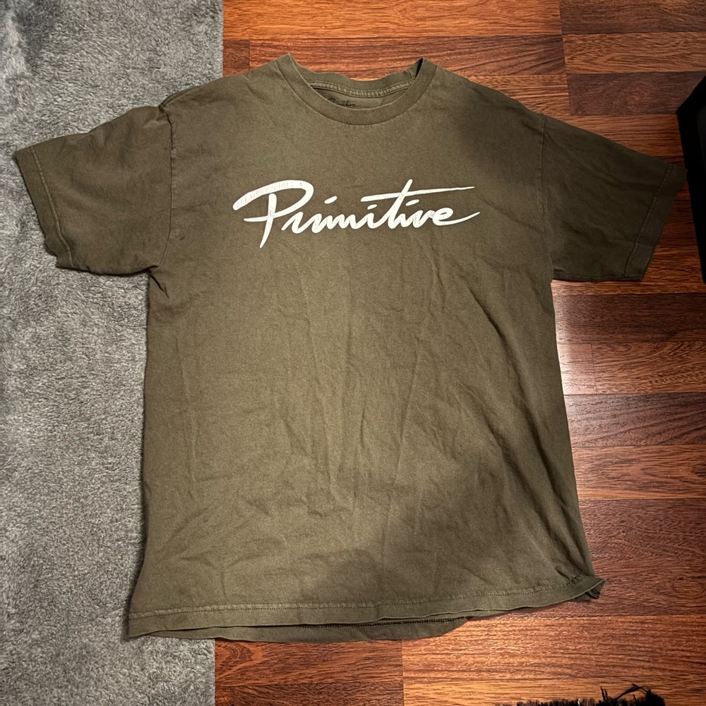 Primitive T-shirt green